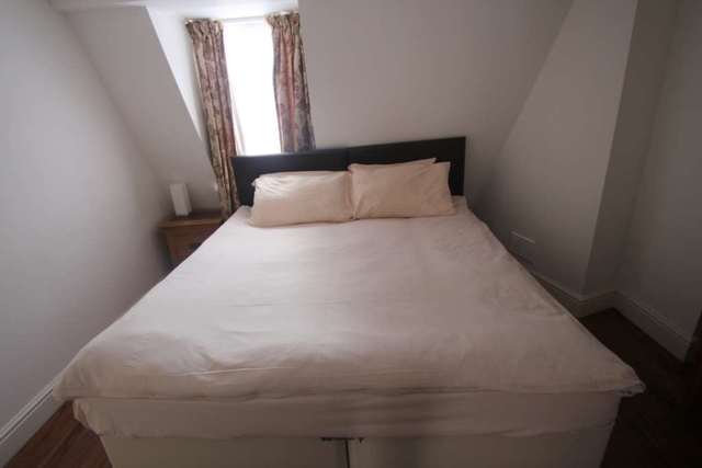  Image of 3 Bedroom Apartment to rent at Dean Street Soho London, W1D 3SQ