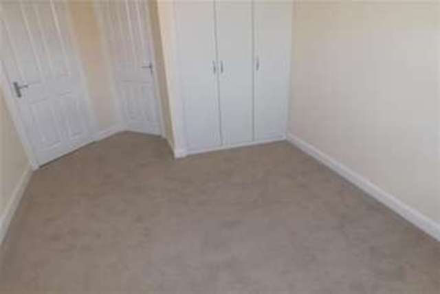  Image of 2 Bedroom Flat to rent at Doncaster, DN4 5PB