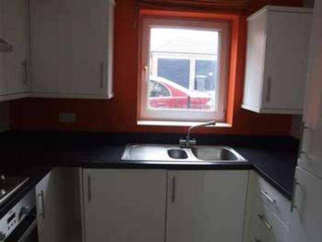  Image of 2 Bedroom Flat to rent at Dixon Close  Redditch, B97 6AJ