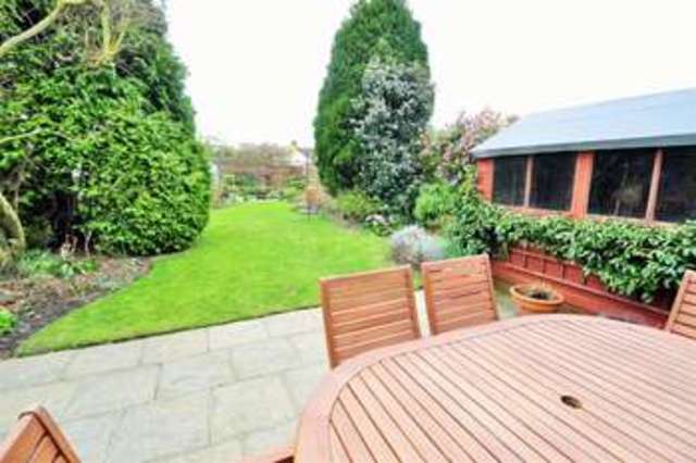  Image of 4 Bedroom Semi-Detached for sale at Bexleyheath Kent Bexleyheath, DA7 5EN