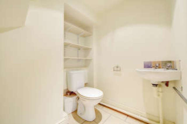  Image of 2 Bedroom Town House to rent at Hexham Hexham, NE46 1BH