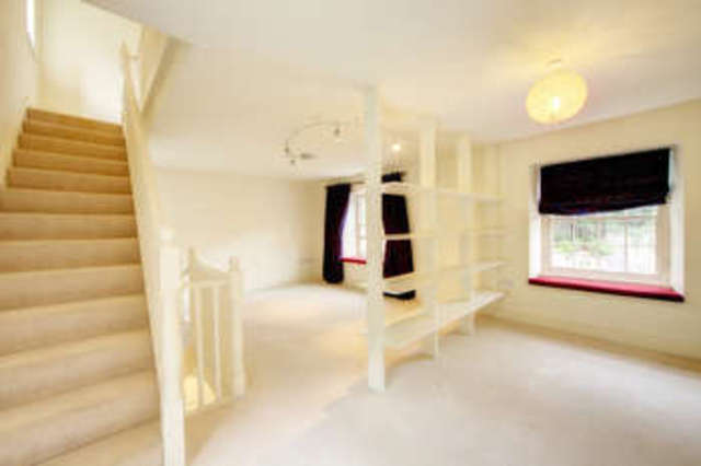  Image of 2 Bedroom Town House to rent at Hexham Hexham, NE46 1BH