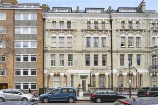  Image of 2 Bedroom Property to rent at London, SW10 9QF