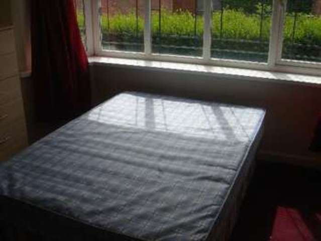  Image of 1 Bedroom House Share to rent at 201 Gibbins Rd Bristol 201 Gibbins Rd, B29 6NH