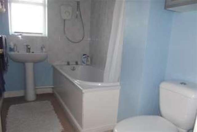  Image of 2 Bedroom Flat to rent at Nottingham, NG10 1EP
