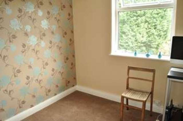  Image of 2 Bedroom Semi-Detached to rent at Sheffield Darnall, S9 4BR
