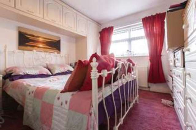  Image of 3 Bedroom Semi-Detached for sale at Hedgemead  Wigan, WN6 7EL