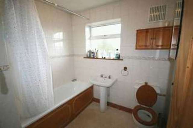  Image of 3 Bedroom Semi-Detached for sale at Hedgerley Gardens  Greenford, UB6 9NT