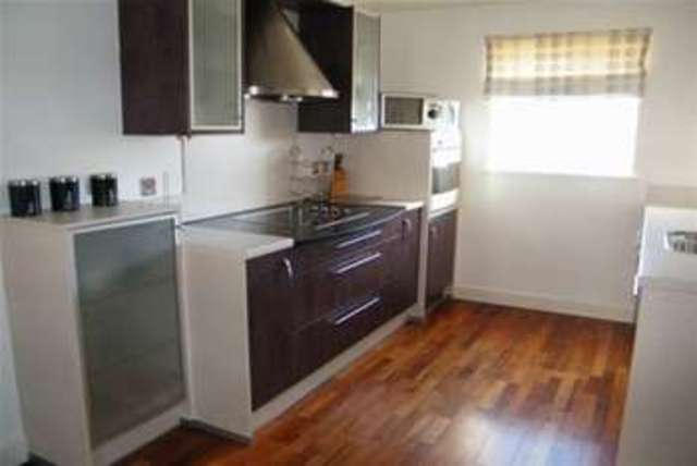  Image of 1 Bedroom Flat to rent at Cardiff, CF10 4EG