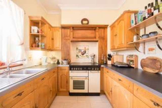  Image of 4 Bedroom Cottage for sale at .  Leven, KY8 5NZ