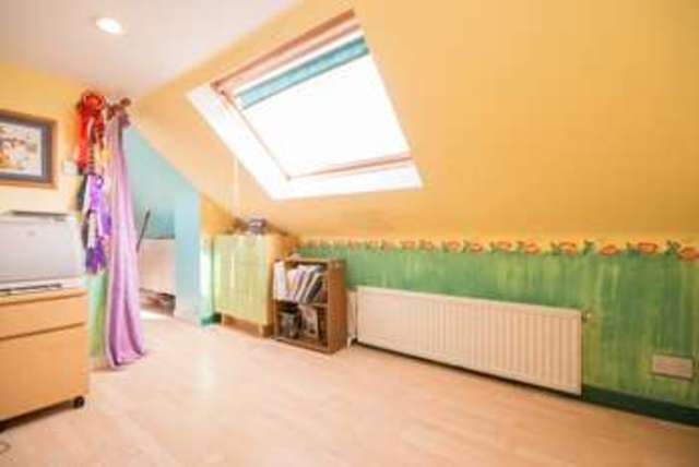  Image of 4 Bedroom Cottage for sale at .  Leven, KY8 5NZ