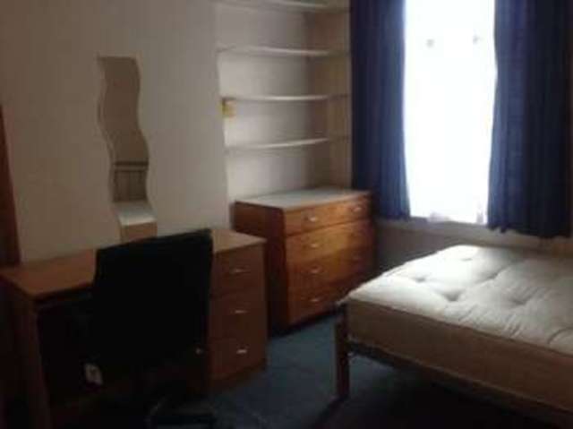  Image of 3 Bedroom House Share to rent at Selly Oak Bristol Selly Oak, B29 6EP