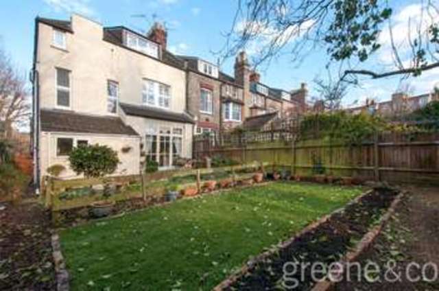  Image of 2 Bedroom Flat for sale at Crouch End London Crouch End, N8 9JE