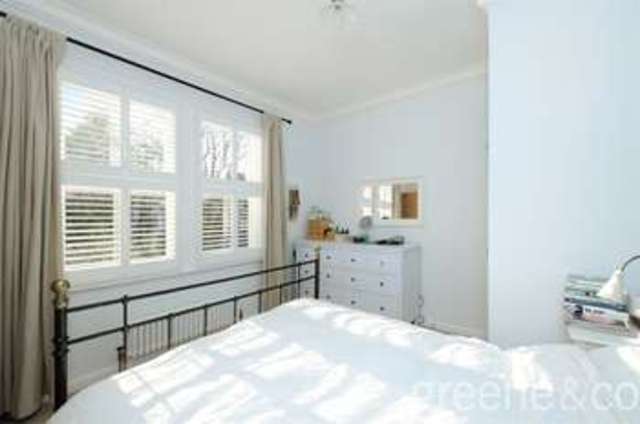  Image of 2 Bedroom Flat for sale at Crouch End London Crouch End, N8 9JE