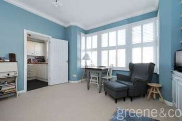  Image of 2 Bedroom Flat for sale at Crouch End London Crouch End, N8 9JE
