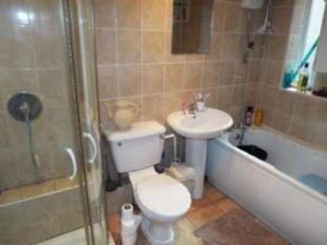  Image of 3 Bedroom End of Terrace for sale at Birmingham West Midlands Tile Cross, B33 8HL