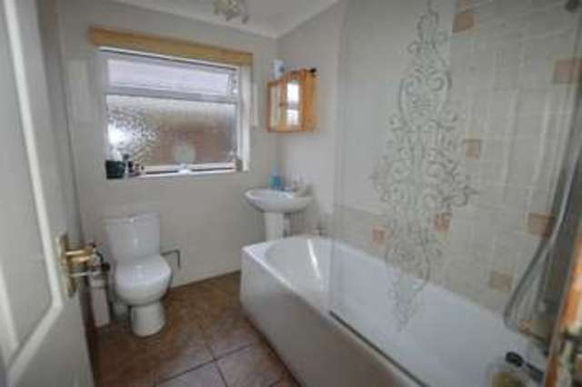  Image of 5 Bedroom Property for sale at Kennedy Close Easton Norwich, NR9 5EZ