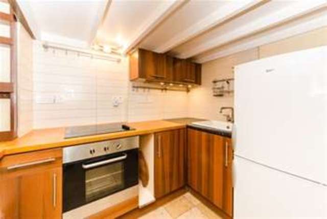  Image of Flat to rent at London, W10 6HE