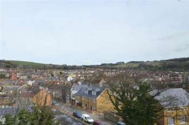  Image of 2 Bedroom Penthouse for sale at Dover Kent Dover, CT17 0TX