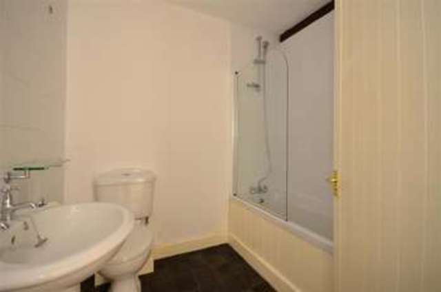  Image of 2 Bedroom Penthouse for sale at Dover Kent Dover, CT17 0TX