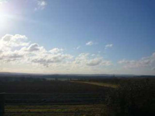  Image of 4 Bedroom Detached to rent at Lytchett Matravers, BH16 6EH