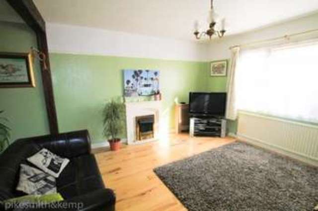  Image of 3 Bedroom Semi-Detached for sale at MAIDENHEAD, SL6 8RG