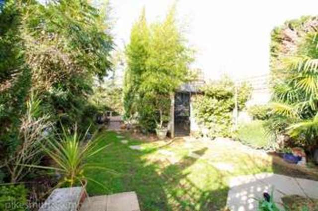  Image of 3 Bedroom Semi-Detached for sale at MAIDENHEAD, SL6 8RG