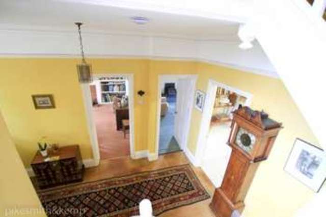  Image of 4 Bedroom Detached for sale at MAIDENHEAD, SL6 4DE