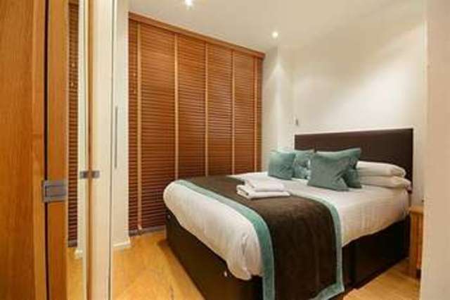 Image of Flat to rent at London Bridge, SE1 3JB