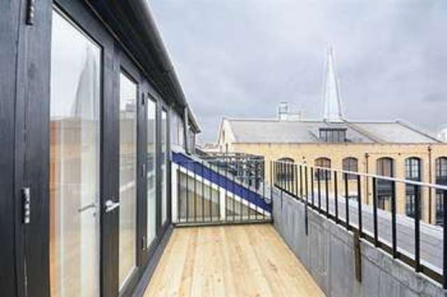  Image of Flat to rent at London Bridge, SE1 3JB