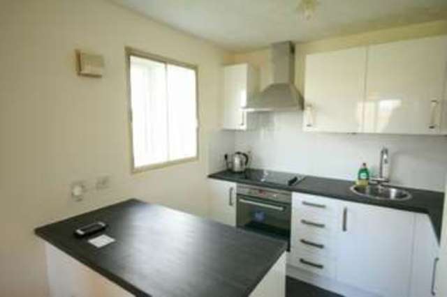  Image of 1 Bedroom Flat to rent at Langley, SL3 8YG