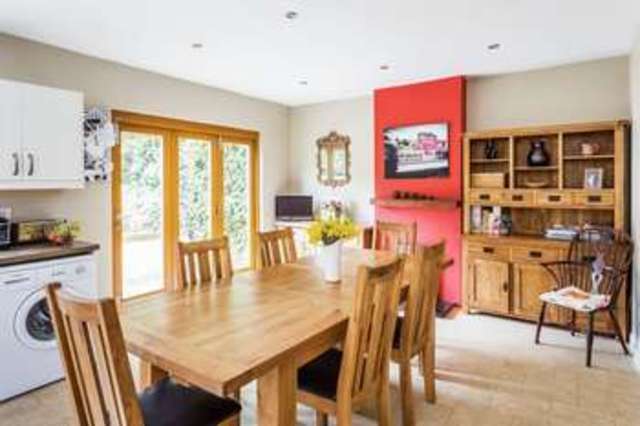  Image of 5 Bedroom Detached to rent at Mitchley View  South Croydon, CR2 9HQ