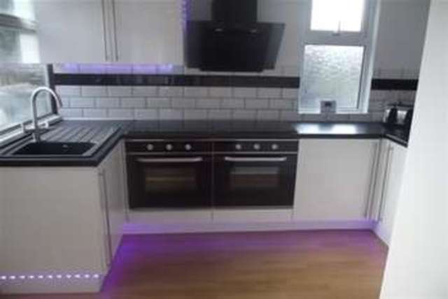  Image of 6 Bedroom Detached to rent at Canterbury, CT1 1NJ