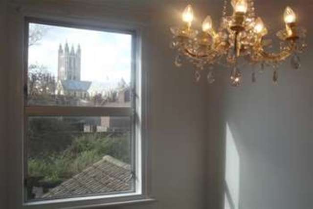  Image of 6 Bedroom Detached to rent at Canterbury, CT1 1NJ