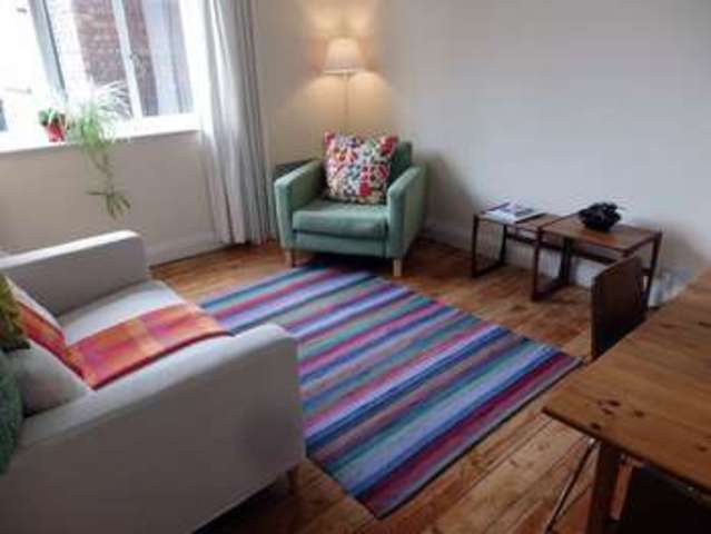  Image of 1 Bedroom Flat to rent at Mount View Road  Stroud Green, N4 4JL