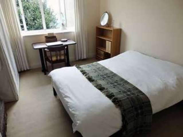  Image of 1 Bedroom Flat to rent at Mount View Road  Stroud Green, N4 4JL