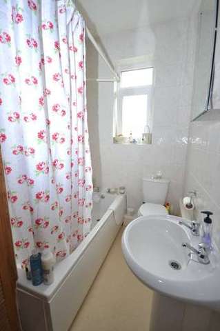  Image of 2 Bedroom End of Terrace for sale at Walton Wakefield West Yorkshire, WF2 6NJ