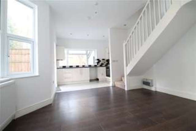  Image of 1 Bedroom Flat to rent at Croydon, CR0 2UB