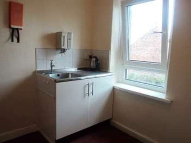 Image of 1 Bedroom Flat to rent at Penarth Road Grangetown Cardiff, CF11 6FR