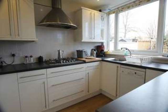 Image of 3 Bedroom Terraced for sale at Pitville Avenue  Liverpool, L18 7JF