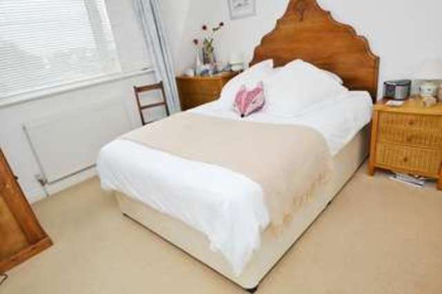  Image of 4 Bedroom Detached for sale at Poole, BH15 1QA