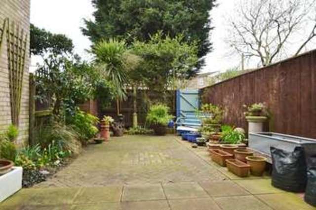  Image of 4 Bedroom Detached for sale at Poole, BH15 1QA