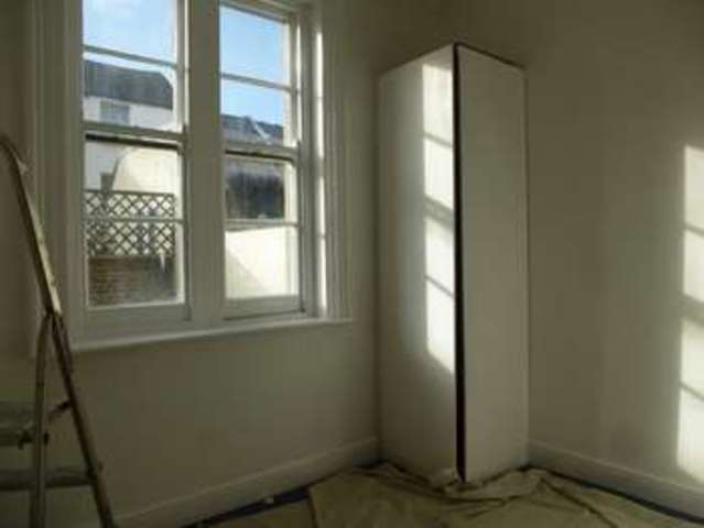  Image of 1 Bedroom Flat to rent at Queens Road  Brighton, BN1 3XB