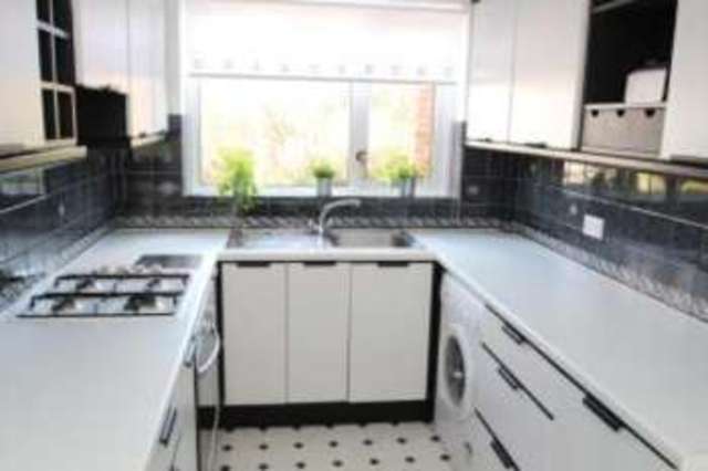  Image of 3 Bedroom Terraced for sale at Ralston Paisley Paisley, PA1 3BT
