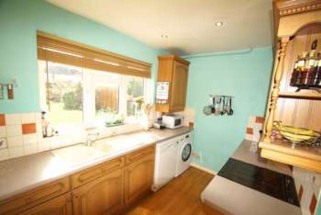  Image of 4 Bedroom Semi-Detached for sale at Beckenham, BR3 4AR