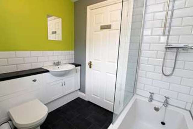  Image of 2 Bedroom End of Terrace to rent at Liss Hampshire, GU33 7SA