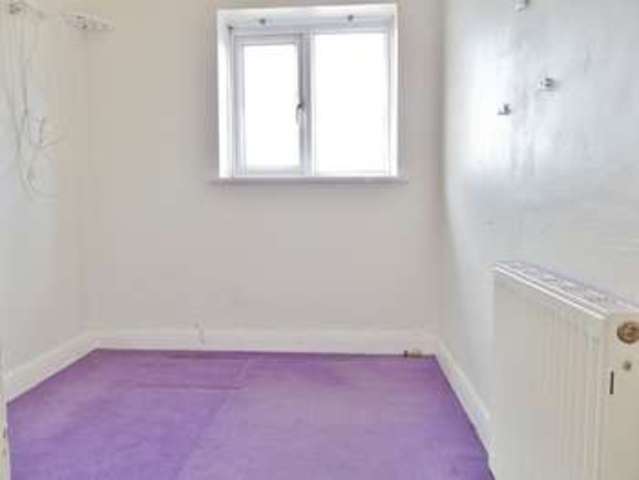  Image of 3 Bedroom Terraced for sale at Rodbourne Swindon Haydon Wick, SN2 2EP