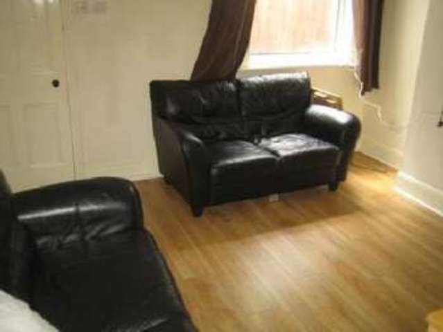 Image of 3 Bedroom House Share to rent at Selly Oak Bristol Selly Oak, B29 6EF