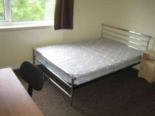  Image of 3 Bedroom House Share to rent at Selly Oak Bristol Selly Oak, B29 6EF