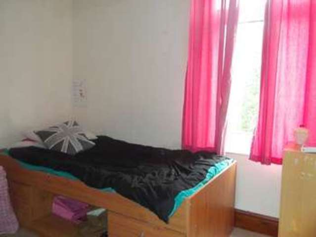  Image of 3 Bedroom Terraced for sale at Southsea  Eastney, PO4 8NU